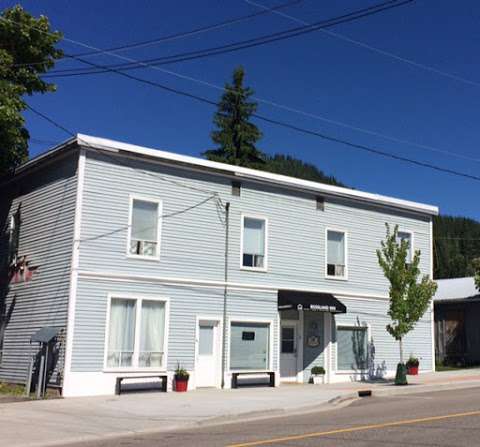 Rossland Inn l Short Term and Vacation Apartments